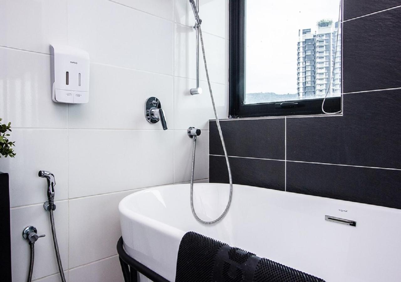 Rumahku Gurney With 270 Degree Sea View George Town Exteriér fotografie